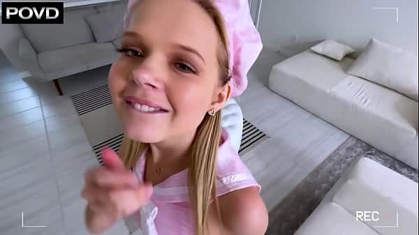 Cosplay Cum Dumpster Lets Photographer Play With Her Pussy