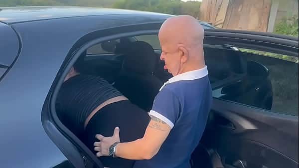 Bruno diferente e Danni Cardillo são flagrados fudendo