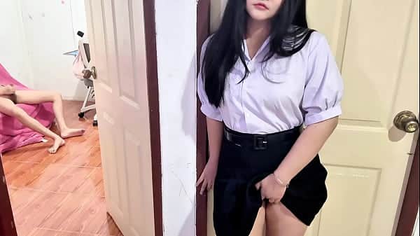 Her Caught Me Masturbating in her sofa - Student